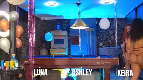 Snapshot of _luna_dupont_ chatting on February 15, 2025, 9:26 pm  Luna  online show from February 15, 2025, 9:26 pm