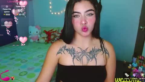 luna torres online show from March 4, 2025, 4:17 am