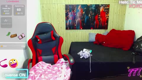 luna torres online show from April 17, 2026, 2:31 pm