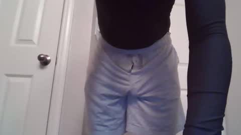 _lustx online show from April 16, 2026, 9:37 pm