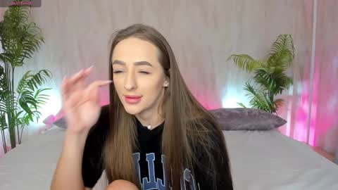 _m1ssbarbie online show from February 20, 2025, 1:57 am