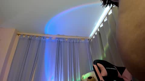 Maia online show from February 22, 2026, 7:01 pm