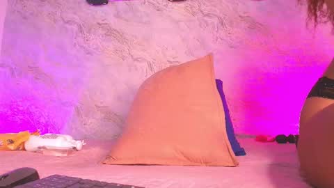 Maddy online show from October 16, 2025, 11:55 am