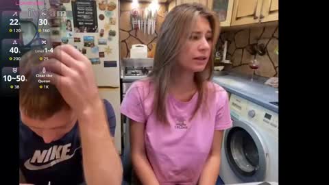 Snapshot of _magic_kis chatting on September 10, 2025, 9:42 am _magic_kis online show from September 10, 2025, 9:42 am