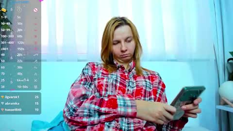 Scarlett online show from February 24, 2025, 8:17 am