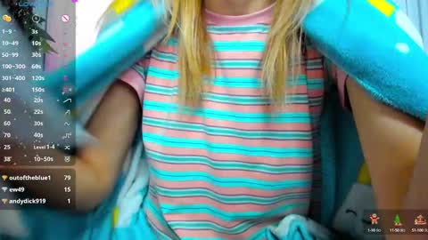 Scarlett online show from February 25, 2025, 6:47 am