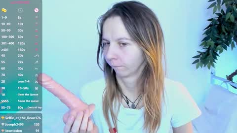 Scarlett online show from March 1, 2026, 6:37 am