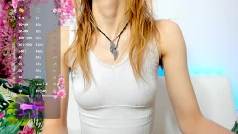 Scarlett online show from May 17, 2026, 12:12 pm