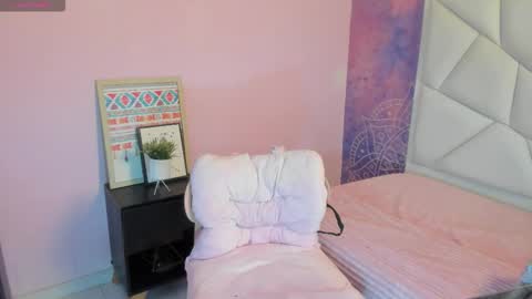 Maria online show from November 13, 2025, 7:57 pm