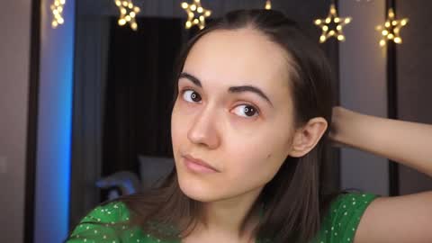  Gwen  online show from January 11, 2025, 8:43 pm