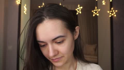  Gwen  online show from February 8, 2025, 7:59 pm