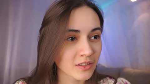  Gwen  online show from March 1, 2025, 2:26 am