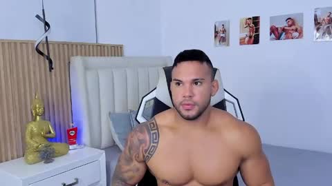 _matthew_santos_ online show from April 21, 2026, 3:02 am