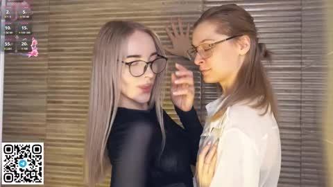 Elva and Kate  online show from October 10, 2025, 9:30 am