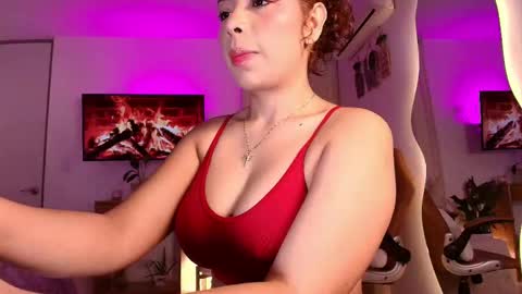 Snapshot of _megan_akbar chatting on September 9, 2025, 12:05 pm Marce  online show from September 9, 2025, 12:05 pm