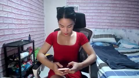 Snapshot of _mewslut_ chatting on December 31, 2024, 7:20 am julia online show from December 31, 2024, 7:20 am