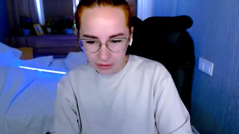 _mi_amore online show from September 25, 2025, 6:50 am