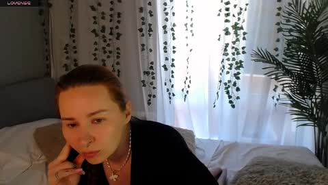 _mi_amore online show from April 6, 2026, 8:04 am