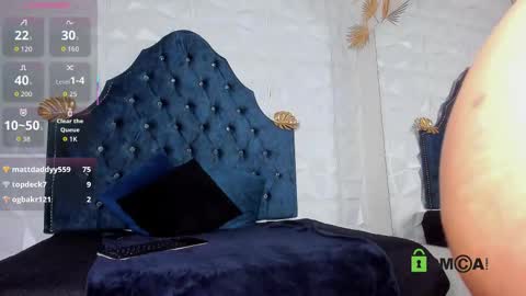 Snapshot of _mia_milf_ chatting on October 3, 2025, 1:24 am _mia_milf_ online show from October 3, 2025, 1:24 am