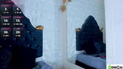 _mia_milf_ online show from May 13, 2026, 9:44 pm