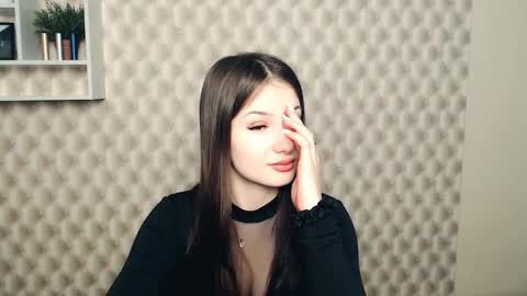 Snapshot of _miaangel_ chatting on March 7, 2025, 2:12 pm Mia online show from March 7, 2025, 2:12 pm
