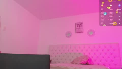 Paula online show from September 22, 2025, 11:45 am