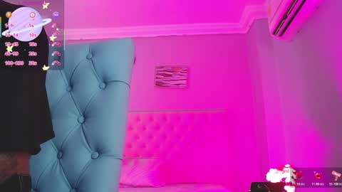 Paula online show from November 19, 2025, 11:32 am