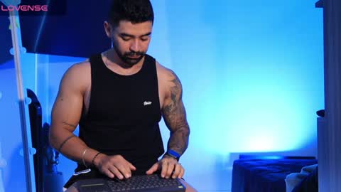 Snapshot of _mikestone chatting on January 13, 2025, 12:45 pm soy mike online show from January 13, 2025, 12:45 pm