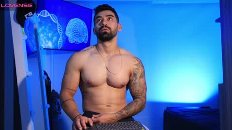 Snapshot of _mikestone chatting on January 17, 2025, 12:21 pm soy mike online show from January 17, 2025, 12:21 pm