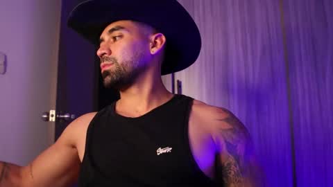 Snapshot of _mikestone chatting on November 12, 2025, 1:28 am soy mike online show from November 12, 2025, 1:28 am