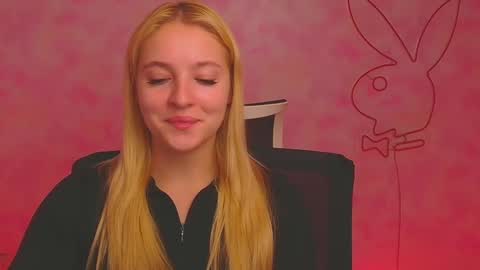 Melanie online show from December 7, 2024, 10:45 am