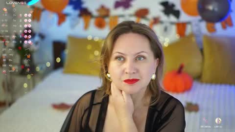 _million_dollarsmile online show from October 27, 2025, 10:30 am