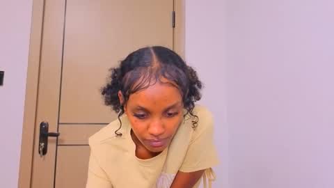 Mimi online show from April 5, 2026, 2:58 pm