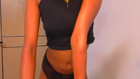 Mimi online show from April 17, 2026, 2:20 pm