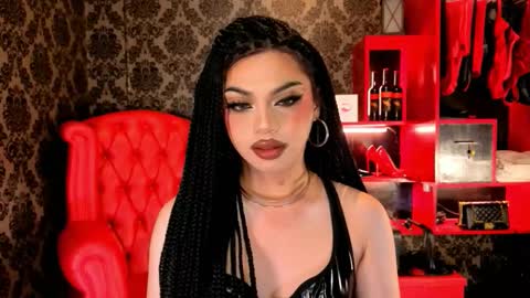 Raven Strauss online show from November 21, 2025, 5:22 pm