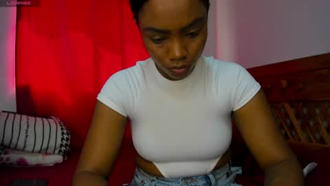 Snapshot of _mishell chatting on June 17, 2026, 6:42 pm Mishell online show from June 17, 2026, 6:42 pm
