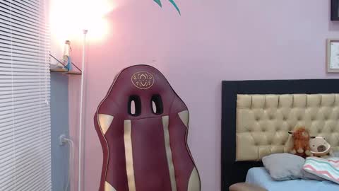 Hinata 3 online show from January 19, 2025, 9:34 pm