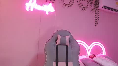 Hinata 3 online show from February 17, 2026, 1:40 pm