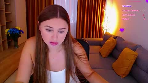 Mia online show from September 12, 2025, 6:46 am