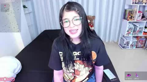 Hanna  Idependent Model   online show from February 3, 2026, 8:03 pm