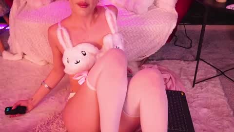 Snapshot of _mistyjoys_ chatting on May 16, 2026, 5:04 am Misty Joys online show from May 16, 2026, 5:04 am