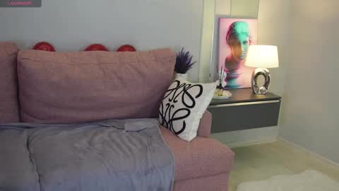  MIURA  online show from February 20, 2025, 7:34 am