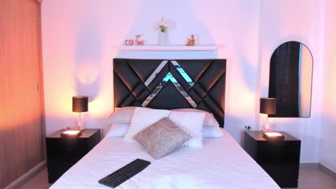 mizuki  online show from March 24, 2026, 4:01 pm