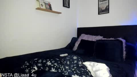     liaaa 4u online show from February 10, 2025, 1:24 am