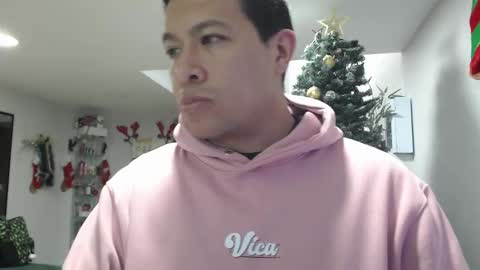 Panda  online show from November 15, 2025, 11:32 pm