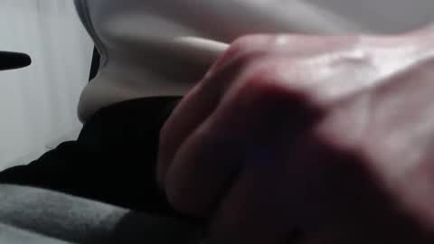 Snapshot of _mrgrey_1993 chatting on February 25, 2025, 9:02 pm Grey online show from February 25, 2025, 9:02 pm