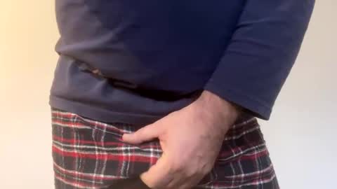 _muestroverga online show from January 1, 2025, 6:58 am