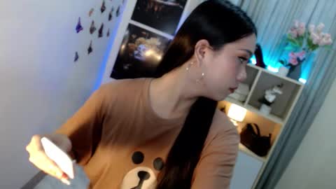 _mysticdoll_ online show from November 9, 2025, 10:52 pm