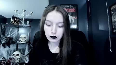 Snapshot of _naamah chatting on December 2, 2024, 8:22 pm _naamah online show from December 2, 2024, 8:22 pm