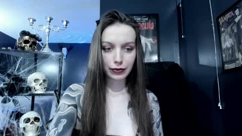 Snapshot of _naamah chatting on December 23, 2024, 8:57 pm _naamah online show from December 23, 2024, 8:57 pm